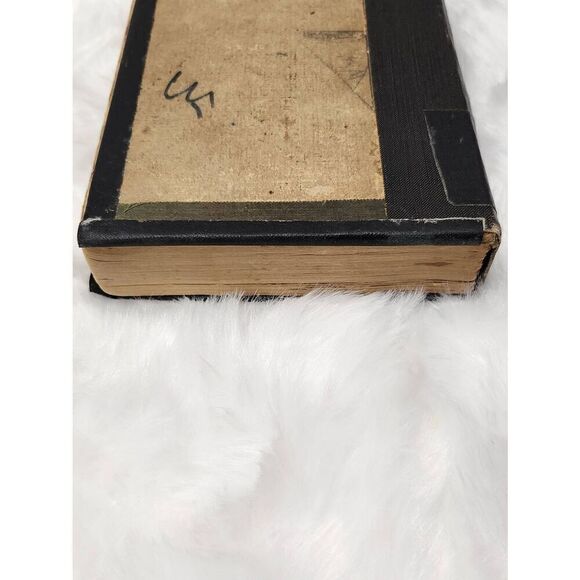 Vintage First Edition Days and Deeds A Book of Verse compiled by Burton & Elizab - Picture 8 of 11